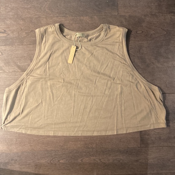 NWT SKIMS *khaki* crop tank size 3 XL - Picture 3 of 10